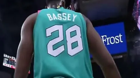 “8.7亿巨资球队7-0大捷：7日内狂轰17球，下周挑战利物浦欧冠之战”