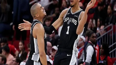 荷乙赛事分析：周六014埃因FC对决埃门专家推荐